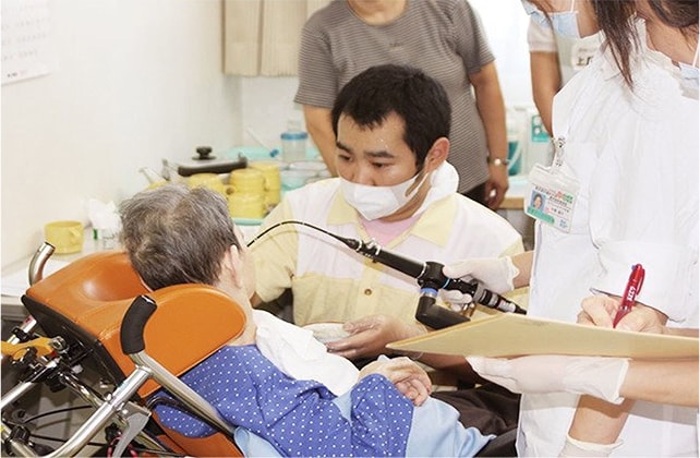 「VE（嚥下内視鏡検査）」イメージ